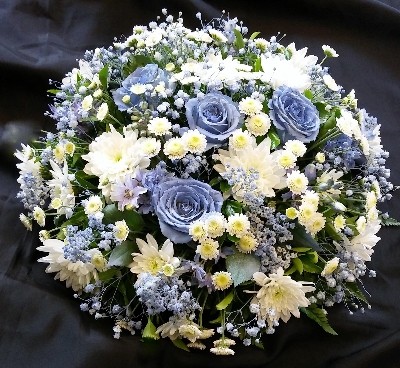 Blue and White Posy Pad